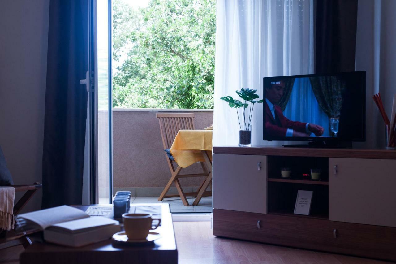 Apartment Helga Лижнян Экстерьер фото