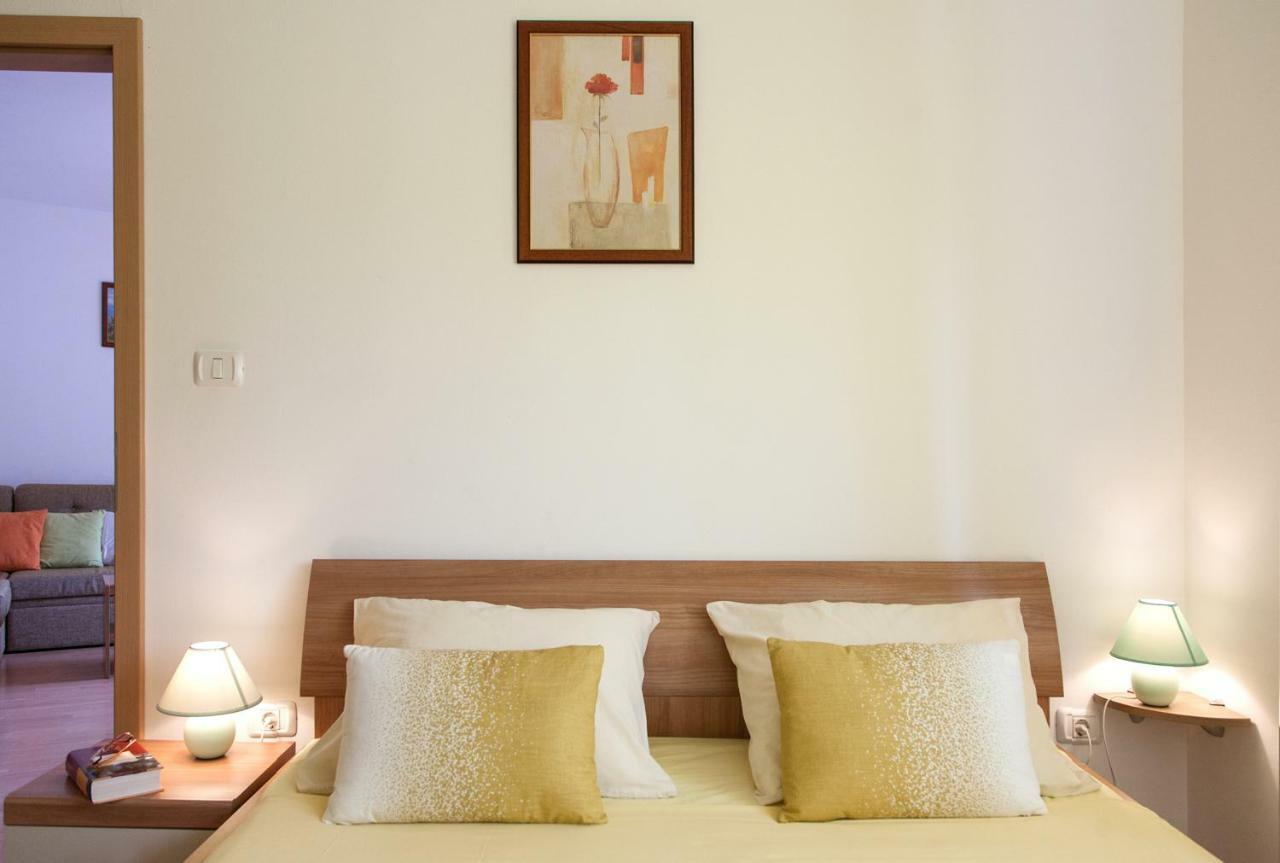 Apartment Helga Лижнян Экстерьер фото