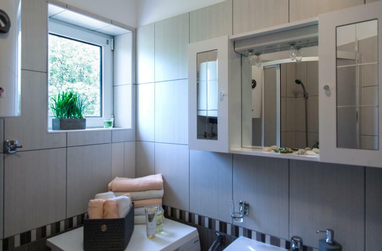 Apartment Helga Лижнян Экстерьер фото